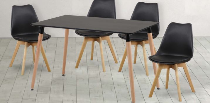 Mesa de cocina con 4 sillas, color negro y sobre de la mesa cristal blanco,  barata y funcional.